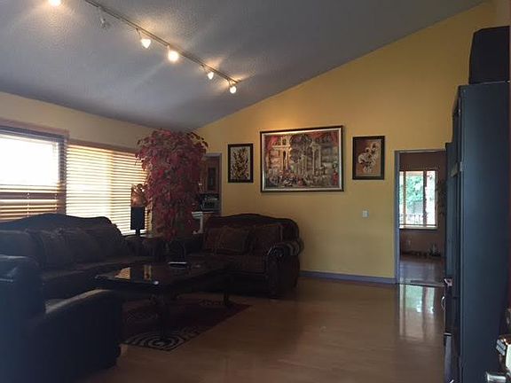 2nd image of 5527 Century Manor Ct