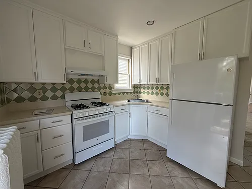 5 Daly St #2 Photo 1