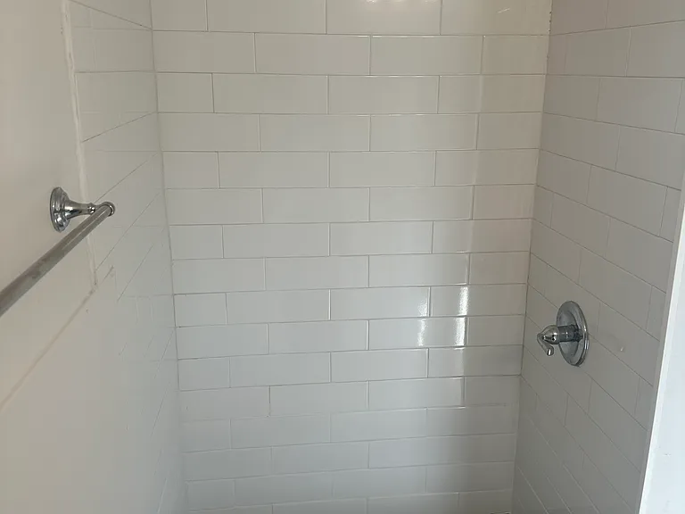 130 E Crafton Ave #3 — Photo 14