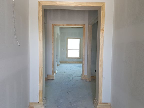 2nd image of 15622 Cumana Dr