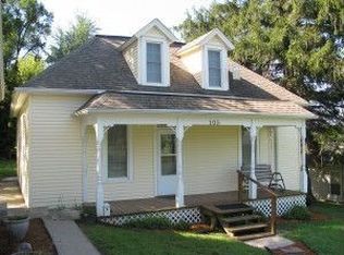 105 Church St, De Kalb, MO 64440