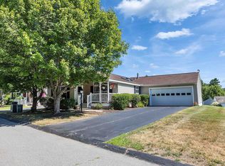 239 Victorian Way, Manchester, NH 03104