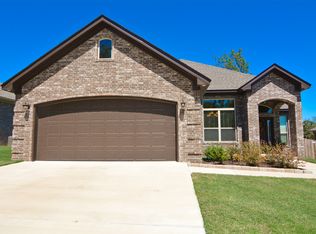 2109 Tapped Maple Dr, North Little Rock, AR 72120