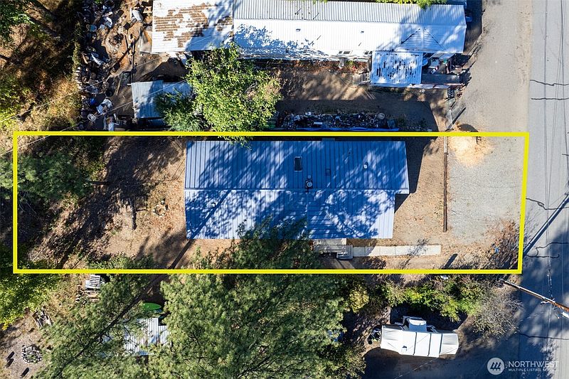 4th image of 1221 Riverside Avenue