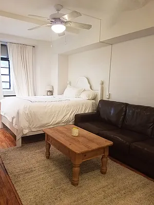 Rented by Gary Rubinstein LREB | media 16