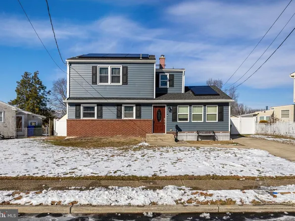 1 Boswell Rd, Marlton, NJ 08053