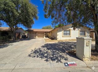 108 Delaware St, Laredo, TX 78041