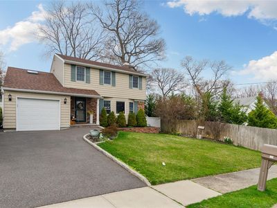 39 Carston Street, Selden, NY, 11784