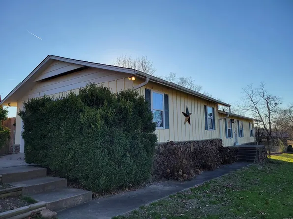 90 Kordsmeier Ln, Morrilton, AR 72110