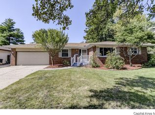 2204 Montclair Dr, Springfield, IL 62704