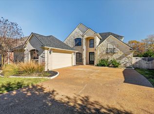 2468 Stone Castle Cir, College Station, TX 77845