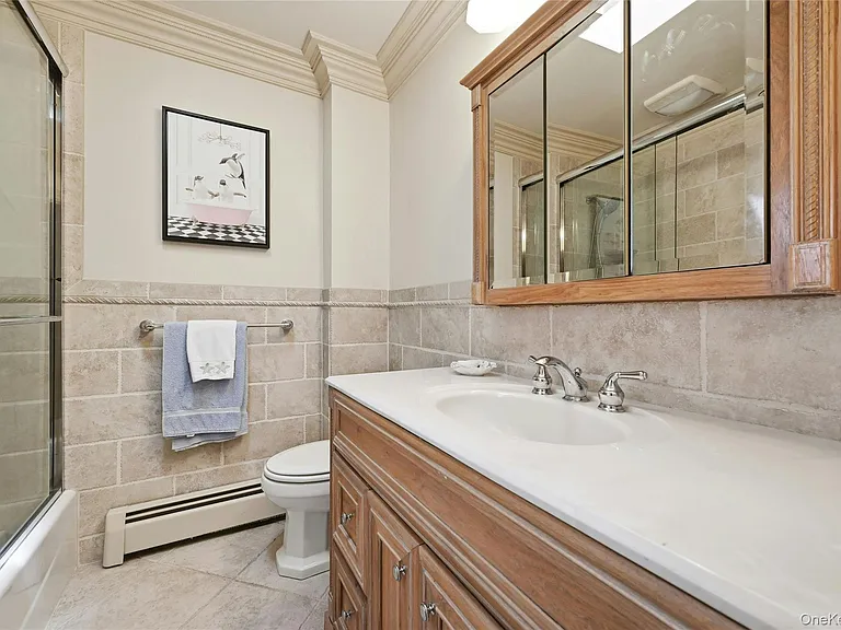 95 Linda Ln W — Photo 22