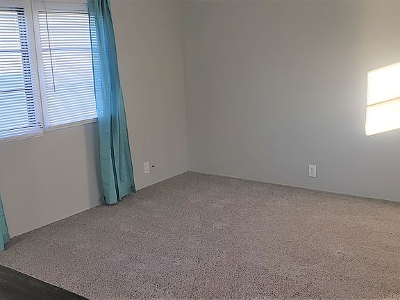 2nd image of 112 Tracer Dr