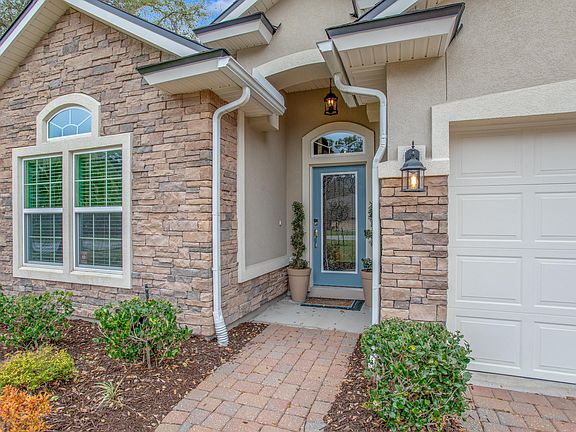 3rd image of 12246 Lady Brook Ct