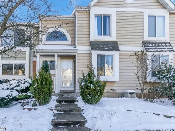 74 Hampton Ct, Hillsborough Twp., NJ 08844