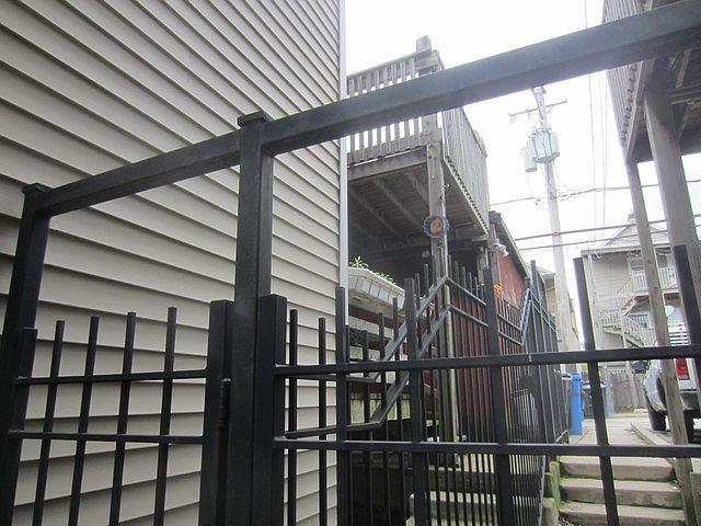 1st image of 1236 W Race Ave