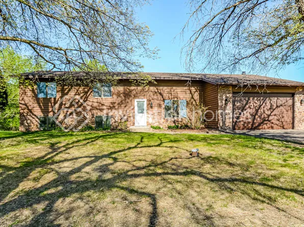 14655 Sycamore St NW, Andover, MN 55304