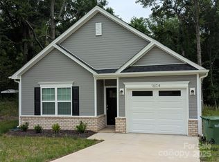 1604 N Main St, Mount Holly, NC 28120