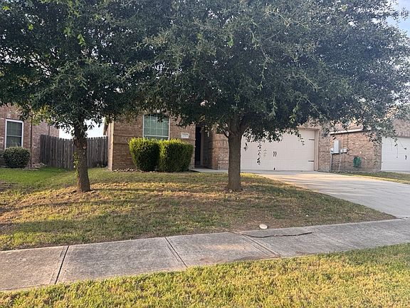 3rd image of 231 Lamont Rd