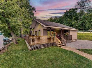 10685 S River Rd NW, McConnelsville, OH 43756