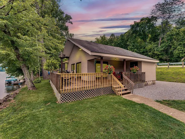 10685 S River Rd NW, McConnelsville, OH 43756