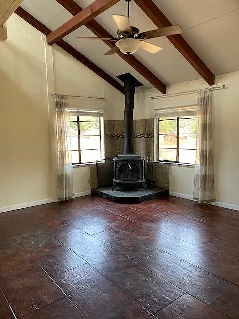 23229 Summit Rd — Photo 4