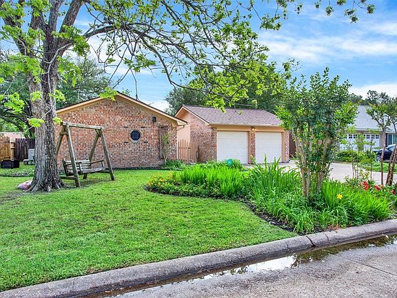 2nd image of 212 Pecan Drive