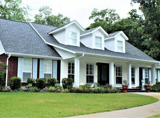 222 Lang Dr, Lufkin, TX 75904