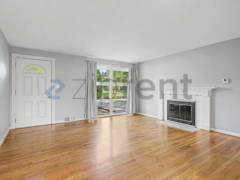 12720 SW Edgewood St — Photo 8