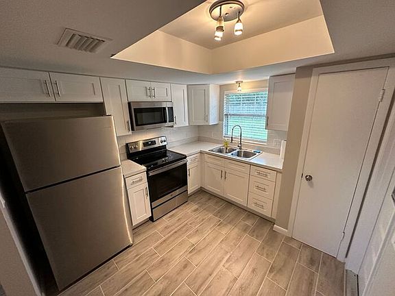 4th image of 7126 Leighton Way