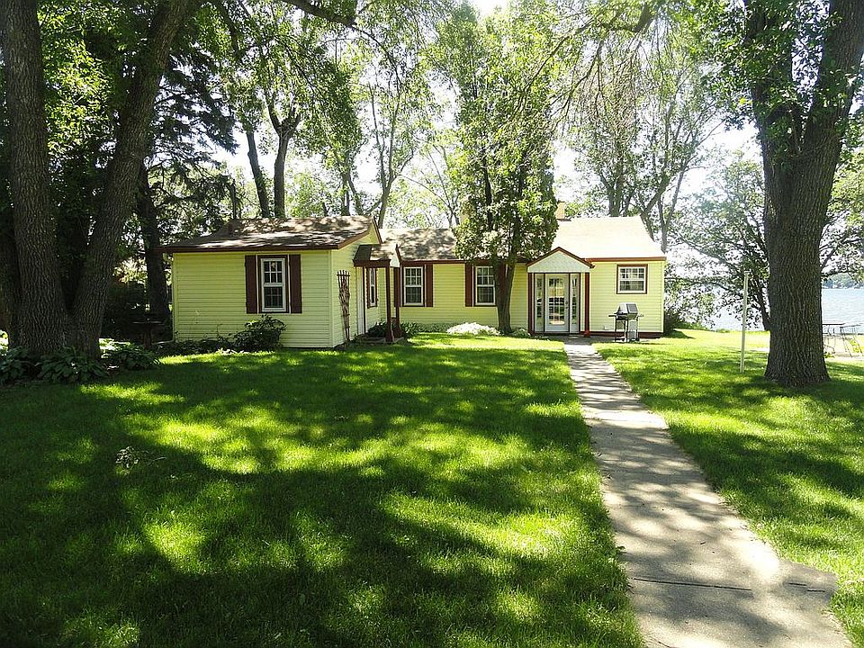 House and  Guest House