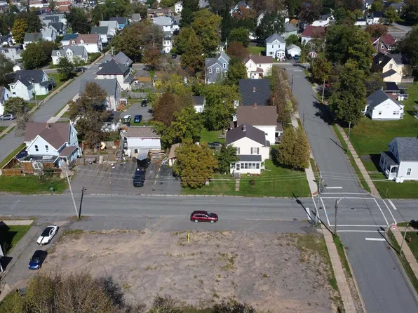 225 McColl St, New Glasgow, NS B2H 4Z8