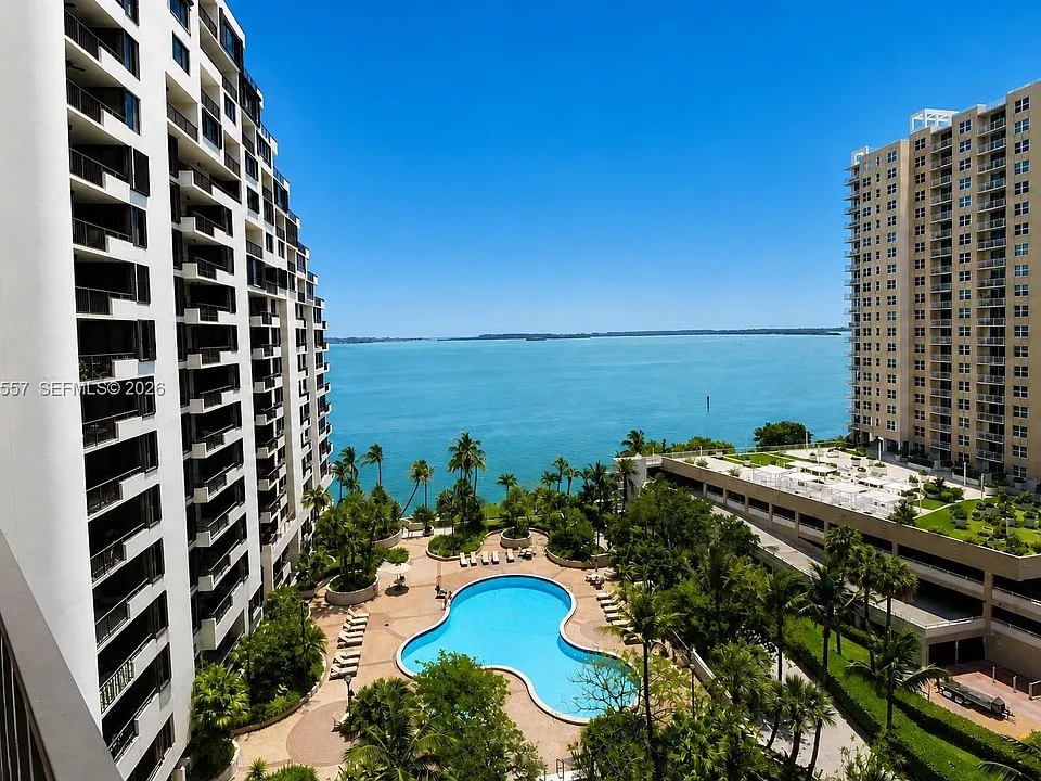 520 Brickell Key Dr #A1113