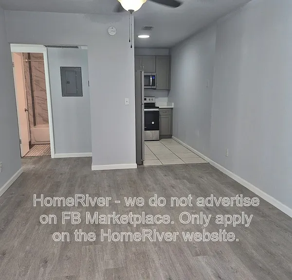 333 SE Martin Ave #1-B — Photo 6