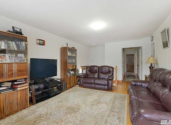 5th image of 147-23 29 Avenue