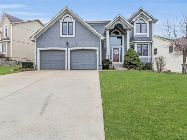 12214 Goodman St, Overland Park, KS 66213