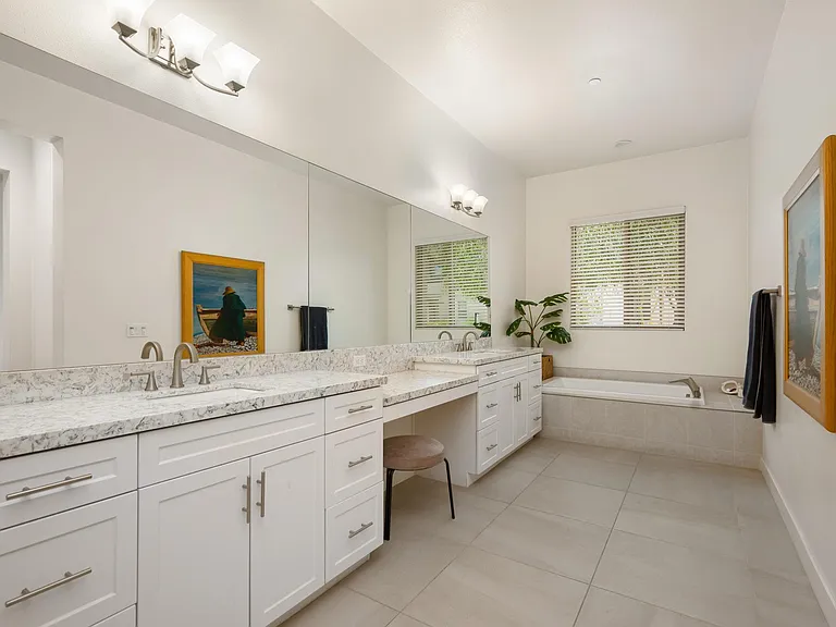 2802 Retreat Cir — Photo 14