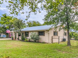 103 Amber, Comfort, TX 78013