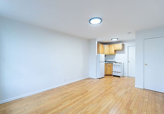 2nd image of 319 E 5th St APT 12