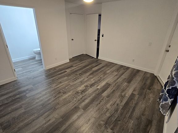 En-suite bathroom off primary bedroom