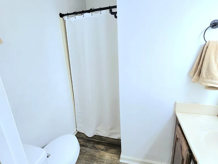 lower level full bathroom