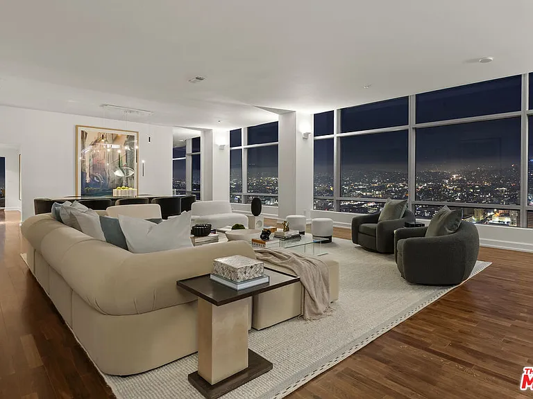 900 W Olympic Blvd #47G — Photo 11
