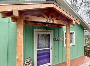 308 Hemlock Rd, Banner Elk, NC 28604