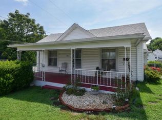 814 Bedford Rd, Vinton, VA 24179