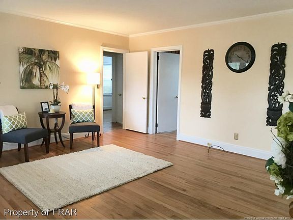 5th image of 322 Fairwood Ct