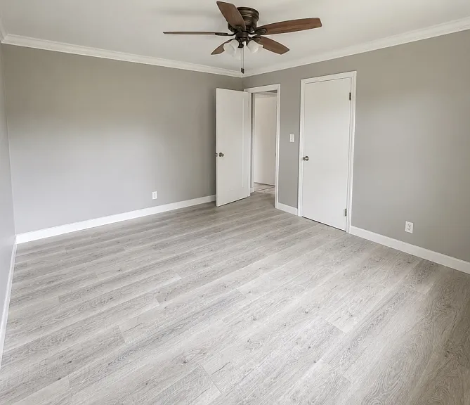 1143 Oakley Dr — Photo 10
