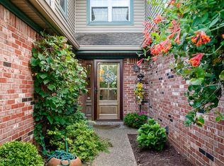 5702 Harrods Run Rd, Prospect, KY 40059