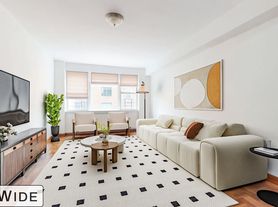 11 E 88th St, New York, NY