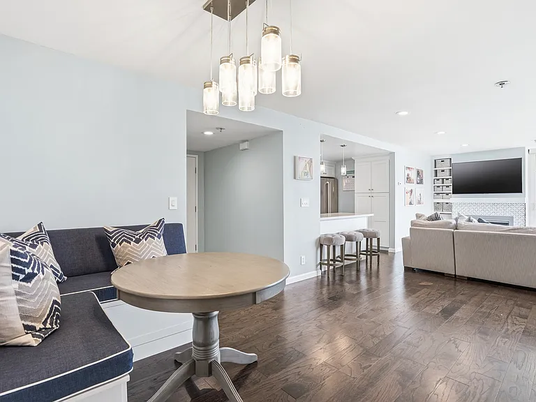 1335 La Palma St #H3 — Photo 7