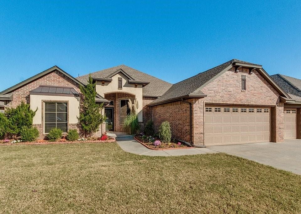 1st image of 712 Samantha Ln